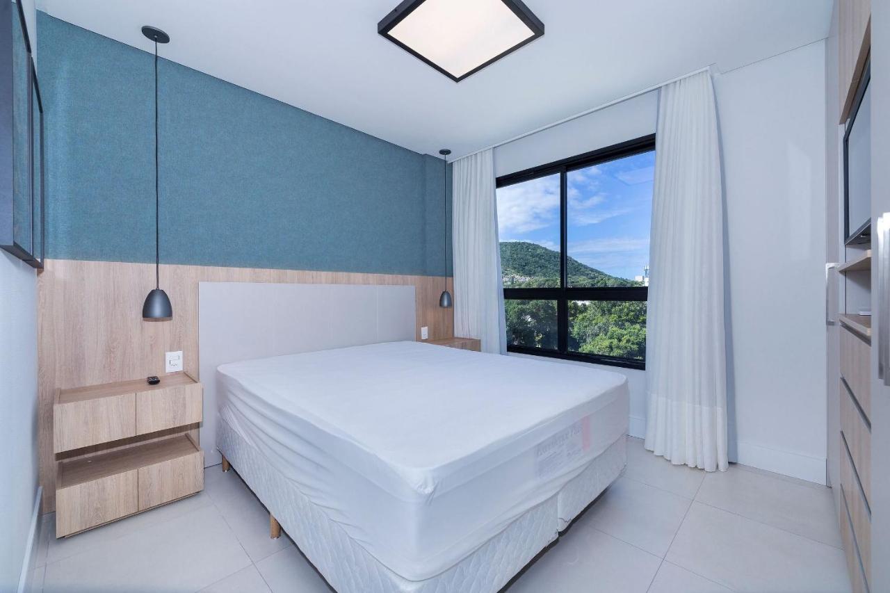 Adra 301 - Apartamento no centro de Bombinhas - Rooftop com piscina e academia - À poucos metros da praia Exterior foto